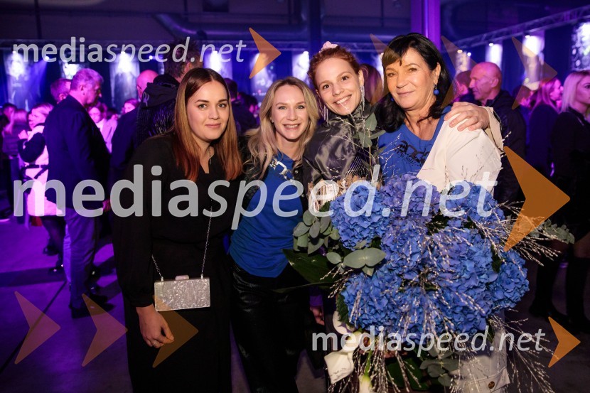  ... ;  ... ;  ... ;  Nataša Berginc, direktorica podjetja Co. Andraž d.o.o.AND by Andraž, modna revija ob 35 letnici znamke