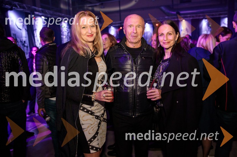  ... ;  Borut Sedovnik, vodja marketinga Cinkarna Celje;  ... AND by Andraž, modna revija ob 35 letnici znamke