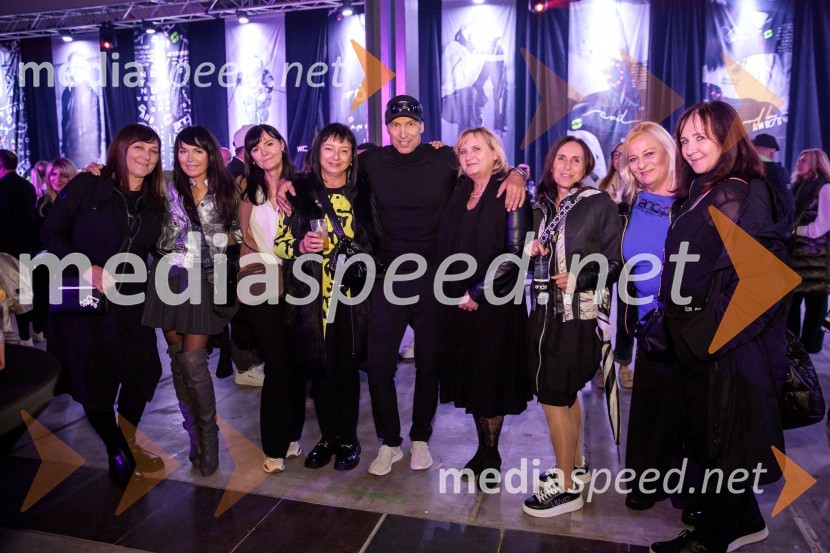  ... ;  ... ;  ... ;  ... ;  Sandi Murovec - Muri ,  kreator OI oblačil;  ... ;  ... ;  ... ;  ... AND by Andraž, modna revija ob 35 letnici znamke