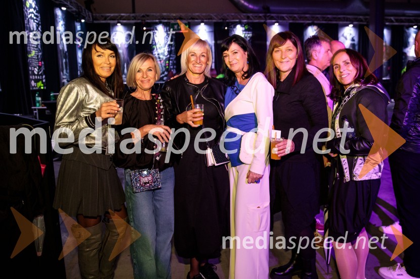  ... ;  ... ;  ... ;  Nataša Berginc, direktorica podjetja Co. Andraž d.o.o.;  ... ;  ... AND by Andraž, modna revija ob 35 letnici znamke