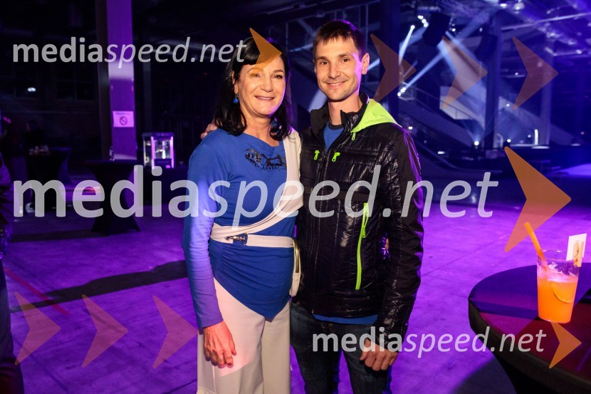  ... ;  Nataša Berginc, direktorica podjetja Co. Andraž d.o.o.AND by Andraž, modna revija ob 35 letnici znamke