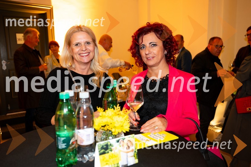  Anita Namestnik;  Sabina Podkrižnik, namestnica direktorice Področja prodaje in razvoja, Pošta Slovenije9. salon štajerskih mladih vin Pubec 2024 v Mariboru