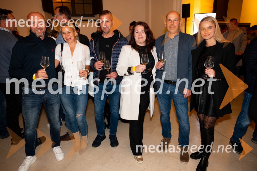  Beno Drobnič;  Tanja Bračko Drobnič;  ... ;  ... ;  ... ;  ... 9. salon štajerskih mladih vin Pubec 2024 v Mariboru