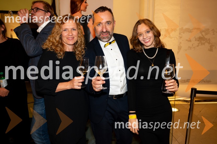  Damjana Meško Kuster;  Borut  Cvetko, kreativni direktor, Mediaspeed d.o.o.;  Ališka Kuster9. salon štajerskih mladih vin Pubec 2024 v Mariboru