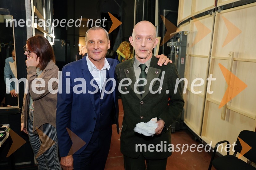  Danilo Rošker, direktor SNG Maribor;  Davor Herga, igralecMalomeščanska svatba na odru Drame SNG Maribor