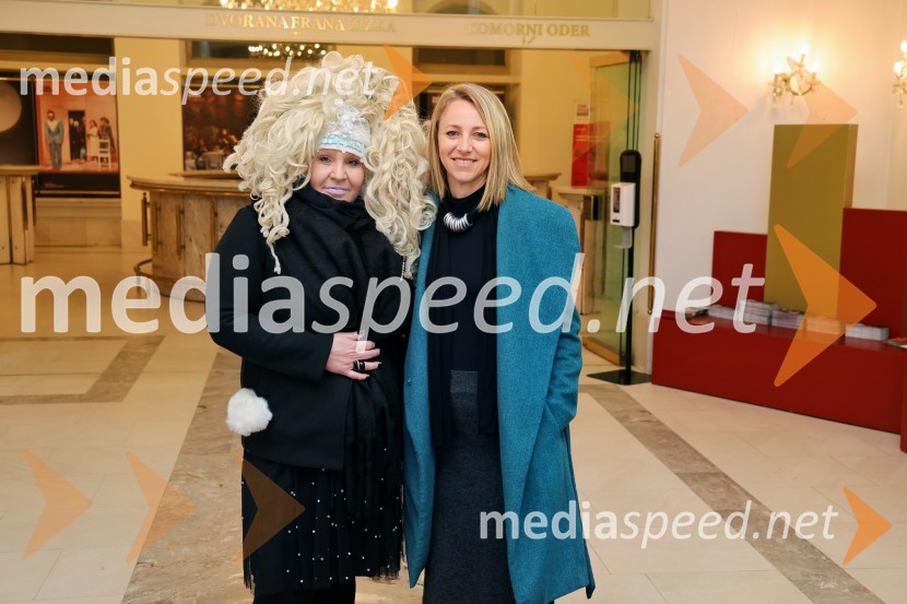 Malomeščanska svatba na odru Drame SNG Maribor