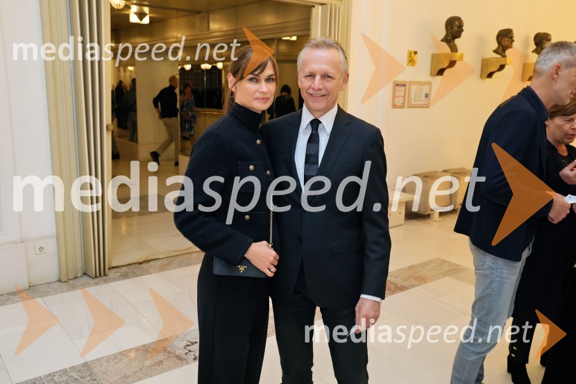  Mojca Kac;  Andrej Kac, odvetnikMalomeščanska svatba na odru Drame SNG Maribor