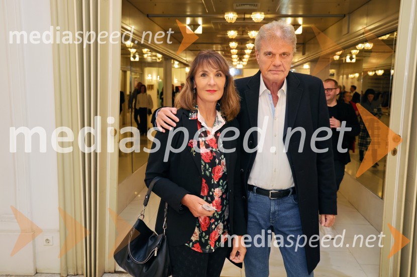  Živa Emeršič;  Juan GrisMalomeščanska svatba na odru Drame SNG Maribor