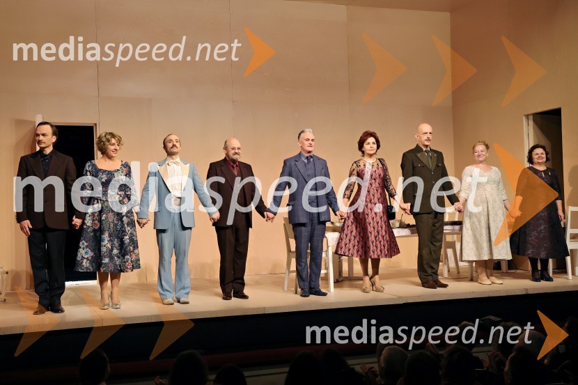  Matija Stipanič, igralec;  Maša Žilavec, igralka;  Nejc Ropret, igralec;  Vlado Novak, igralec;  Vladimir Vlaškalić, igralec;  Ksenija Mišič, igralka;  Davor Herga, igralec;  Mateja  Pucko, igralka;  Irena Varga, igralkaMalomeščanska svatba na odru Drame SNG Maribor