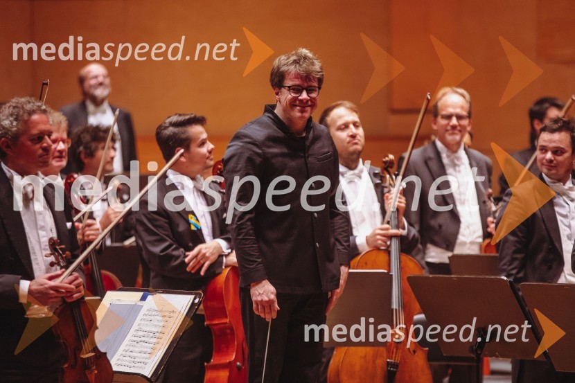  Jakub Hrůša, dirigentBamberški simfoniki, koncert v Cankarjevem domu