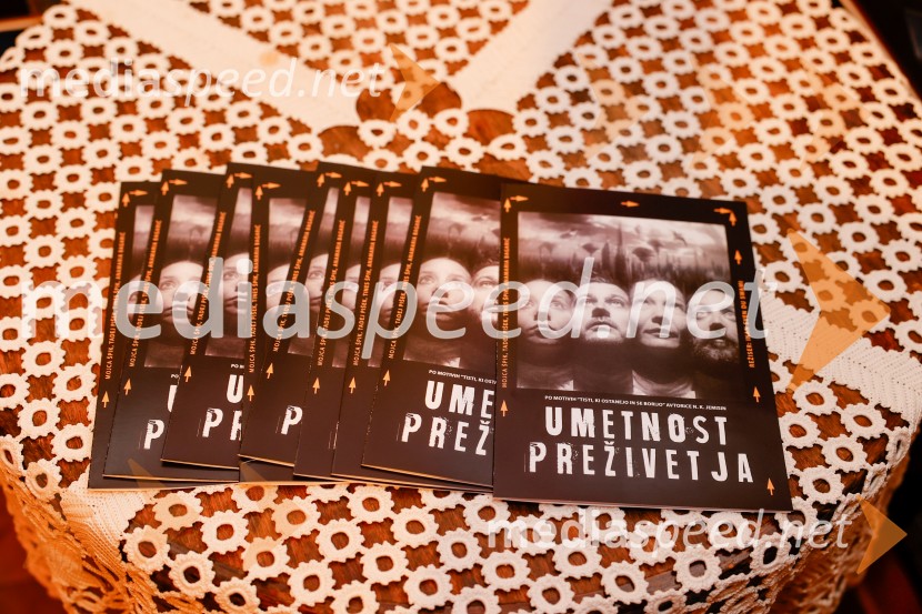 Umetnost preživetja, premiera predstave v Mini teatru