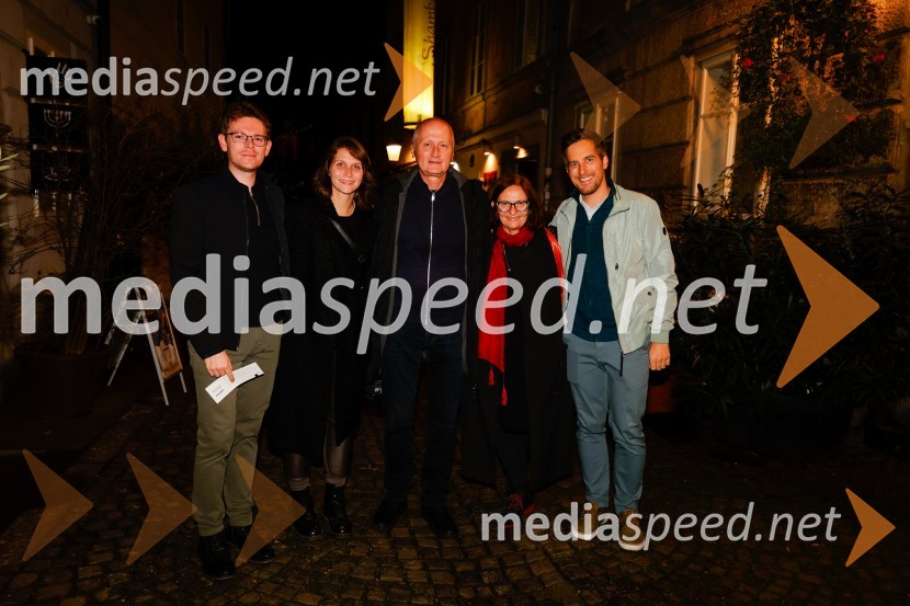 Umetnost preživetja, premiera predstave v Mini teatru