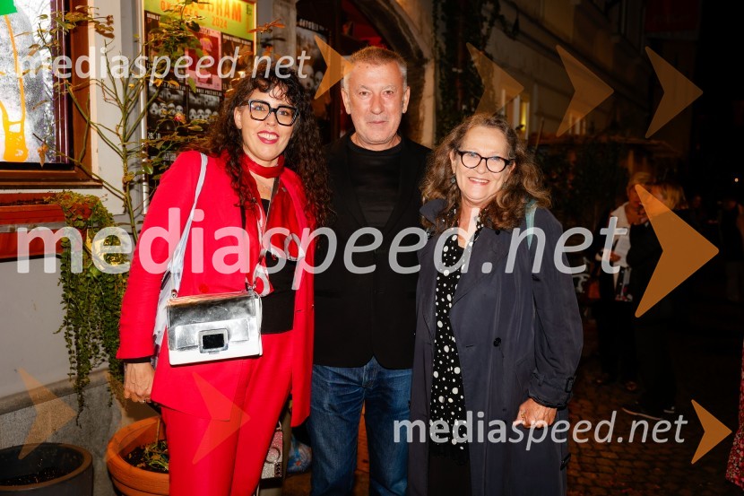  ... ;  Ivica Buljan, režiser;  ... Umetnost preživetja, premiera predstave v Mini teatru