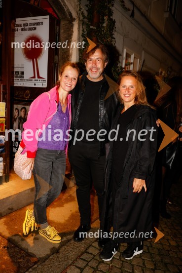  ... ;  Danijel Malalan, igralec;  Ajda Rooss, Umetniška vodja Lutkovnega gledališča LjubljanaUmetnost preživetja, premiera predstave v Mini teatru