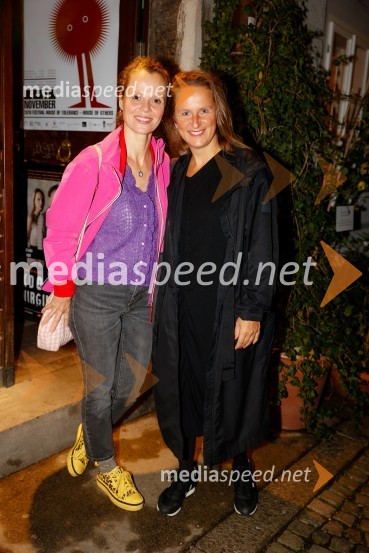  ... ;  Ajda Rooss, Umetniška vodja Lutkovnega gledališča LjubljanaUmetnost preživetja, premiera predstave v Mini teatru