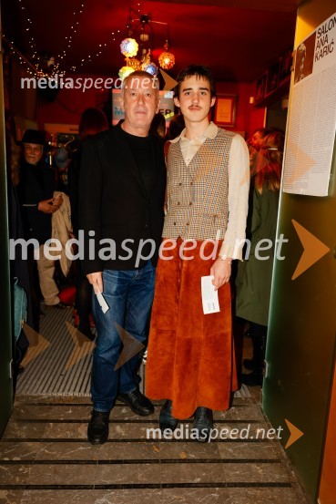  Ivica Buljan, režiser;  Voranc Mandić, igralecUmetnost preživetja, premiera predstave v Mini teatru