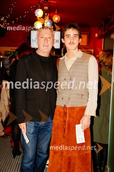  Ivica Buljan, režiser;  Voranc Mandić, igralecUmetnost preživetja, premiera predstave v Mini teatru