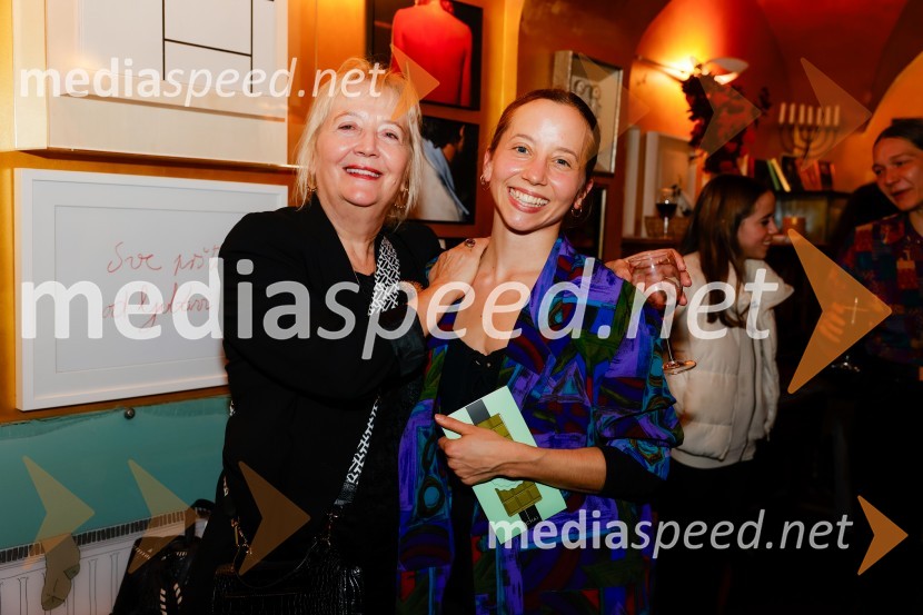  ... ;  Mojca ŠpikUmetnost preživetja, premiera predstave v Mini teatru