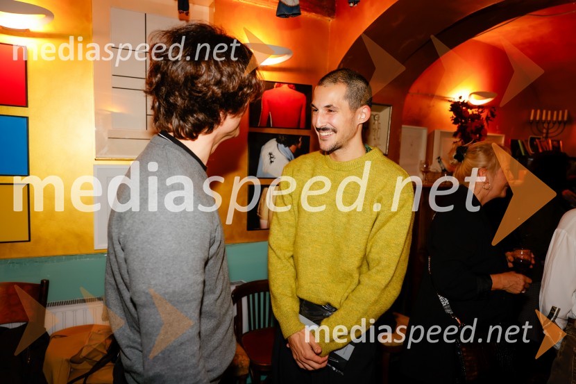  Domen Valič, igralec;  Inan Sven Du Swami, igralec, režiserUmetnost preživetja, premiera predstave v Mini teatru