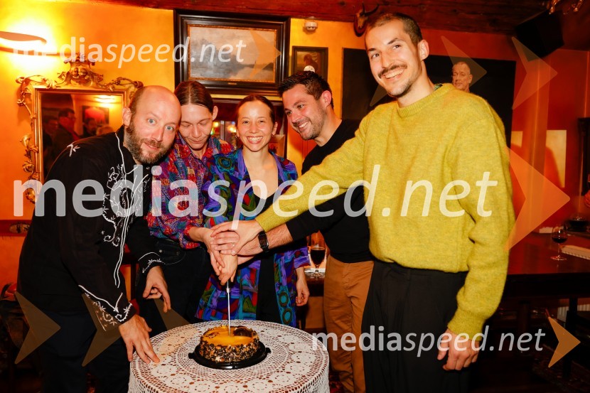  Tines Špik, igralec;  Anamaria Bagarić, plesalka;  Mojca Špik;  Tadej Pišek, igralec;  Inan Sven Du Swami, igralec, režiserUmetnost preživetja, premiera predstave v Mini teatru