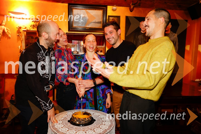  Tines Špik, igralec;  Anamaria Bagarić, plesalka;  Mojca Špik;  Tadej Pišek, igralec;  Inan Sven Du Swami, igralec, režiserUmetnost preživetja, premiera predstave v Mini teatru