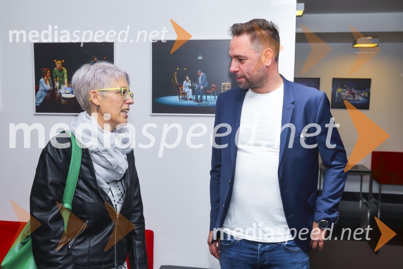  Nina Ukmar, vodja kabineta, Ministrstvo za kulturo;  ... Tri verzije življenja, premiera Gledališče Koper