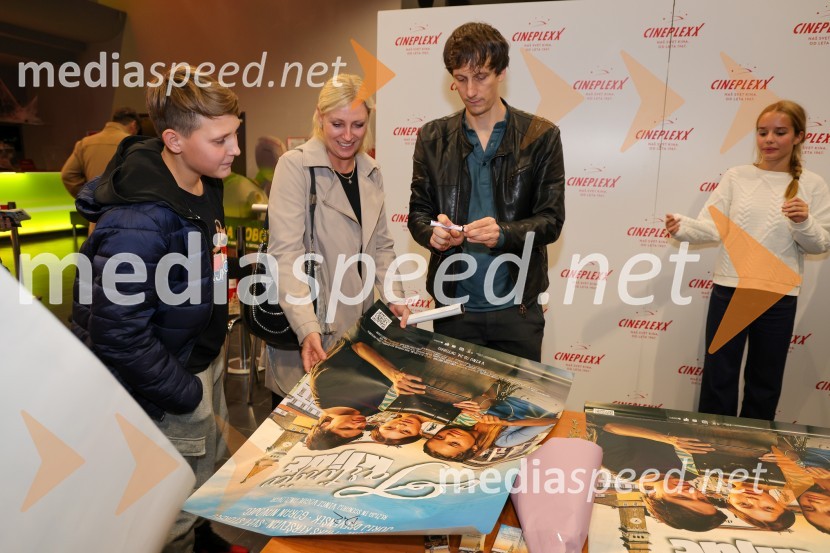  ... ;  ... ;  Jurij Drevenšek, igralecTartinijev ključ, premiera filma v Cineplexx Maribor