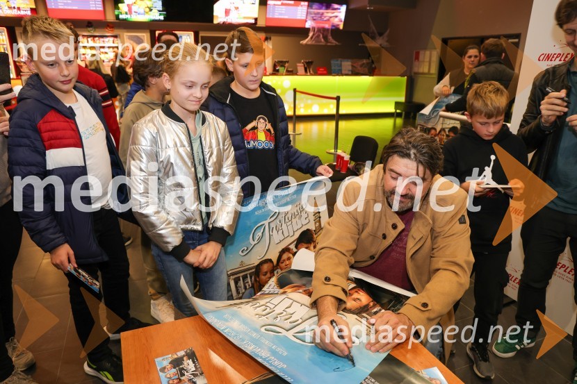  Kiana Kocbek;  ... ;  Goran  Navojec, igralecTartinijev ključ, premiera filma v Cineplexx Maribor