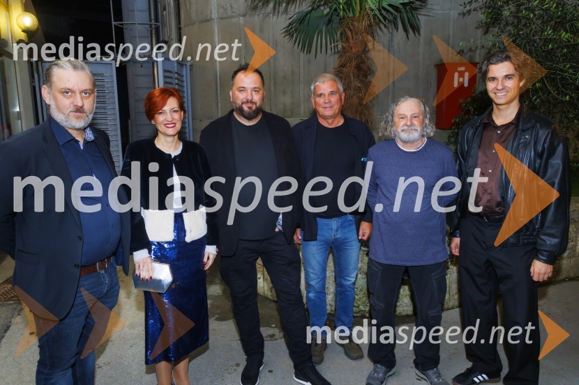  Klemen Dvornik, filmski in televizijski režiser ter predsednik NS DSR; dr. Asta Vrečko, ministrica za kulturo;  ... ;  Metod Pevec,  slovenski pisatelj, igralec, scenarist in režiser;  Miha Hočevar, režiser in scenarist;  Luka Mesec, podpredsednik vlade in minister za delo, družino, socialne zadeve in enake možnostiZmagovalni film 27. FSF Portorož je Odrešitev za začetnike