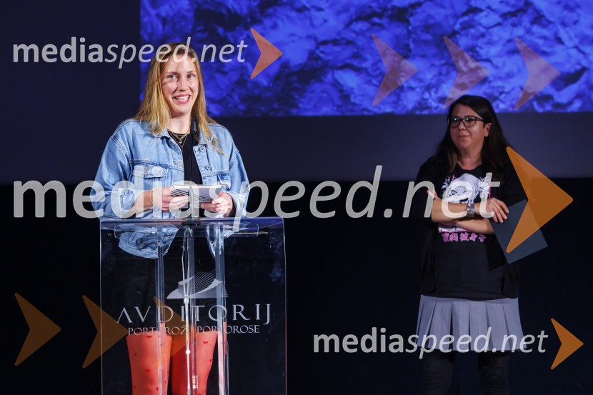  Maja Doroteja Prelog, režiserka in scenaristka;  ... Zmagovalni film 27. FSF Portorož je Odrešitev za začetnike