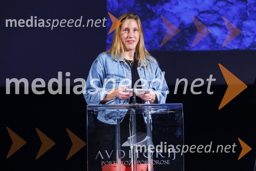  Maja Doroteja Prelog, režiserka in scenaristkaZmagovalni film 27. FSF Portorož je Odrešitev za začetnike