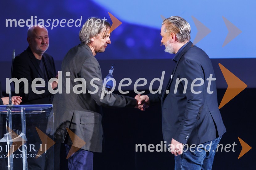   Bojan Labović, scenarist in režiser, direktor, Festival Slovenskega Filma;  Klemen Dvornik, filmski in televizijski režiser ter predsednik NS DSRZmagovalni film 27. FSF Portorož je Odrešitev za začetnike