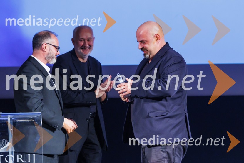  ... ;  ... ;  Miha Černec, producentZmagovalni film 27. FSF Portorož je Odrešitev za začetnike