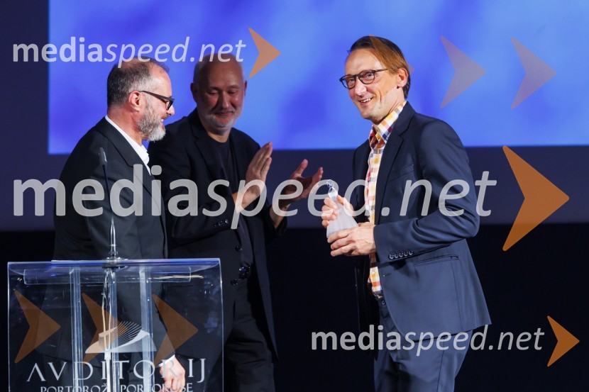  ... ;  ... ;  Marko  Mandić, igralecZmagovalni film 27. FSF Portorož je Odrešitev za začetnike