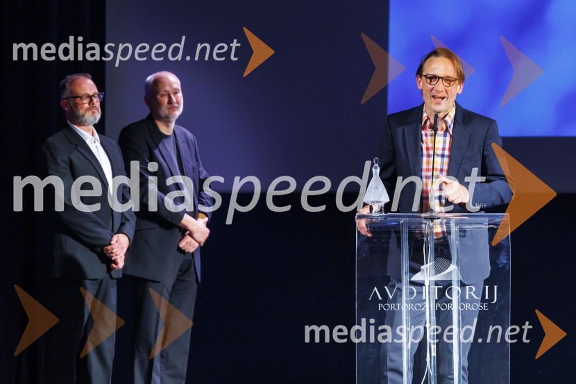  ... ;  ... ;  Marko  Mandić, igralecZmagovalni film 27. FSF Portorož je Odrešitev za začetnike