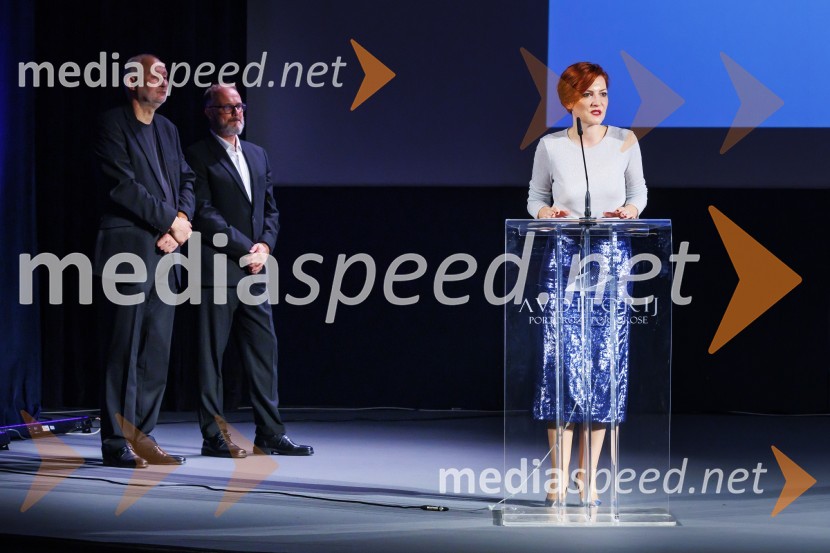 dr. Asta Vrečko, ministrica za kulturoZmagovalni film 27. FSF Portorož je Odrešitev za začetnike