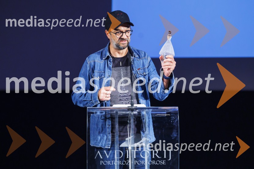  Slobodan Maksimović, režiserZmagovalni film 27. FSF Portorož je Odrešitev za začetnike