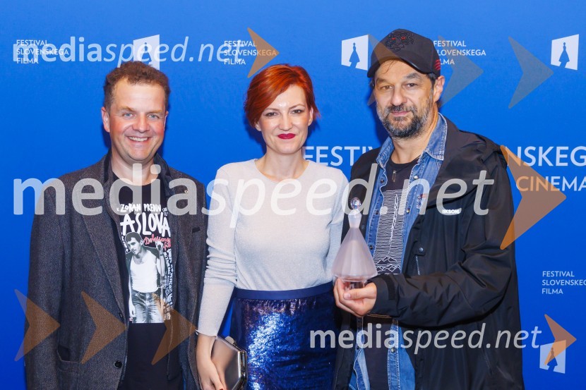  ... ; dr. Asta Vrečko, ministrica za kulturo;  Slobodan Maksimović, režiserZmagovalni film 27. FSF Portorož je Odrešitev za začetnike