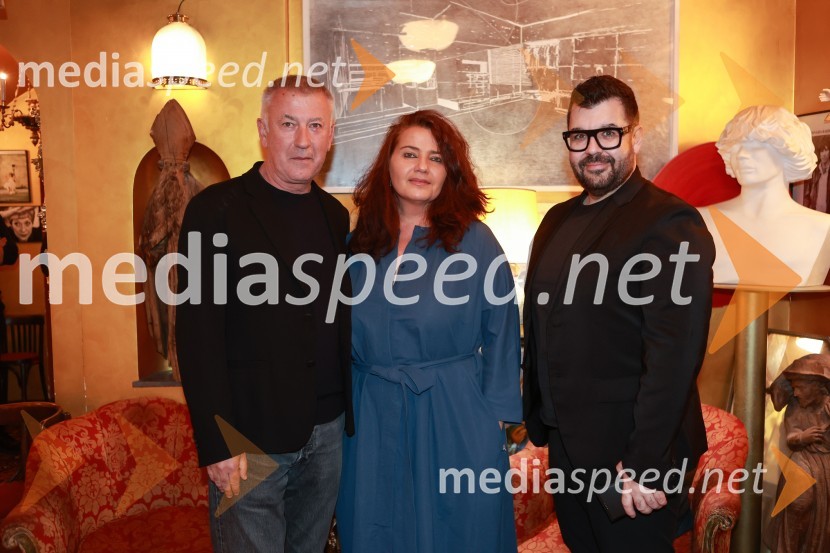  Ivica Buljan, režiser;  Mateja Demšič, načelnica odbora za kulturo MOL;  Aljoša PužarJubilejni 10. festival Hiša strpnosti 2024 v Mini teatru, otvoritev