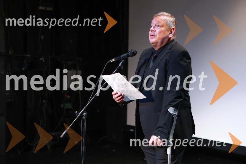  Robert Waltl, direktor, Mini teaterJubilejni 10. festival Hiša strpnosti 2024 v Mini teatru, otvoritev