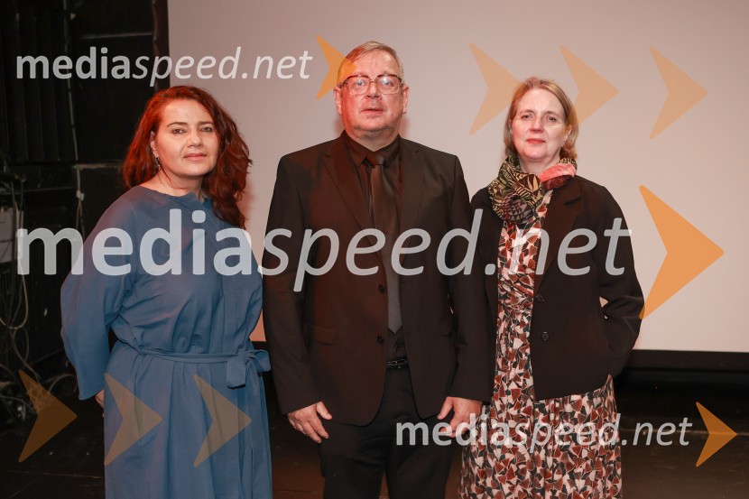  Mateja Demšič, načelnica odbora za kulturo MOL;  Robert Waltl, direktor, Mini teater;  Sylvia Groneick, nemška veleposlanica v SlovenijiJubilejni 10. festival Hiša strpnosti 2024 v Mini teatru, otvoritev
