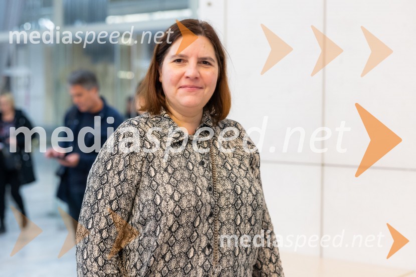  Teja Pelko, novinarkaUniverzum: Odisejada temnih kristalov, plesna predstava v Cankarjevem domu