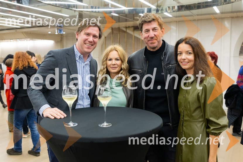 Univerzum: Odisejada temnih kristalov, plesna predstava v Cankarjevem domu