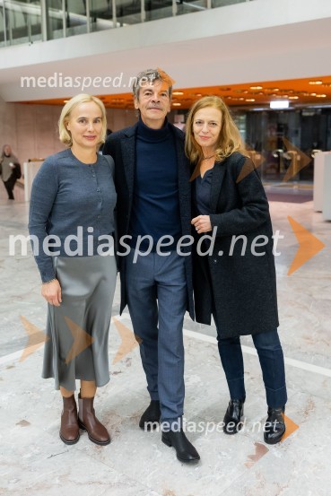 Univerzum: Odisejada temnih kristalov, plesna predstava v Cankarjevem domu