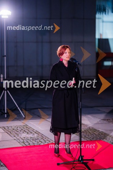 dr. Asta Vrečko, ministrica za kulturoKant 300, pogovorni večer v Cankarjevem domu