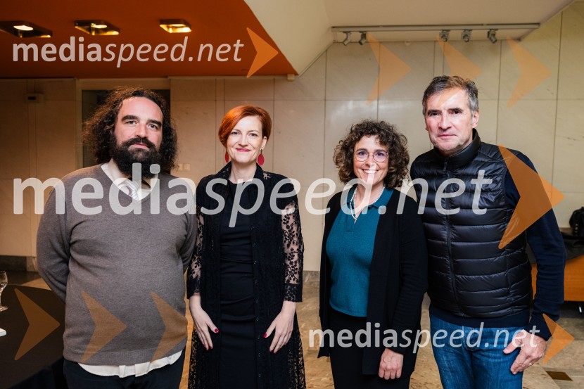   Jure Novak, generalni direktor, Cankarjev dom; dr. Asta Vrečko, ministrica za kulturo; dr. Alix Landgrebe, direktorica, Goethe-Institut v Ljubljani;  ... Kant 300, pogovorni večer v Cankarjevem domu