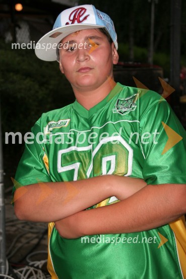 TrIIIpleNoč ob jezeru