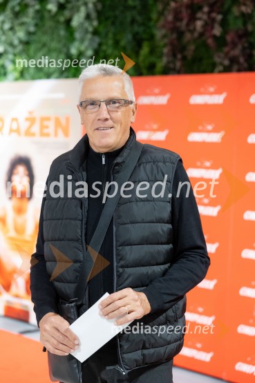  Peter Vilfan, nekdanji poslanec, nekdanji košarkarPremiera filma o Draženu Petroviću v Cineplexx Ljubljana