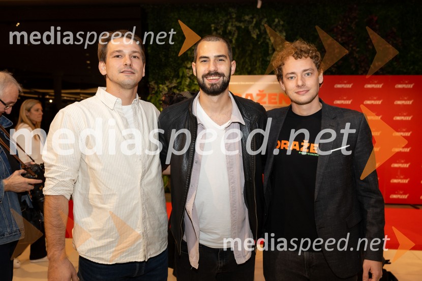  Ivor Šiber, filmski producent;  Domagoj Nižić, igralec;   Marko Petrović, predsednik Društva Dražen PetrovićPremiera filma o Draženu Petroviću v Cineplexx Ljubljana