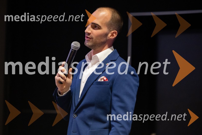  Tilen Lamut, športni komentatorPremiera filma o Draženu Petroviću v Cineplexx Ljubljana